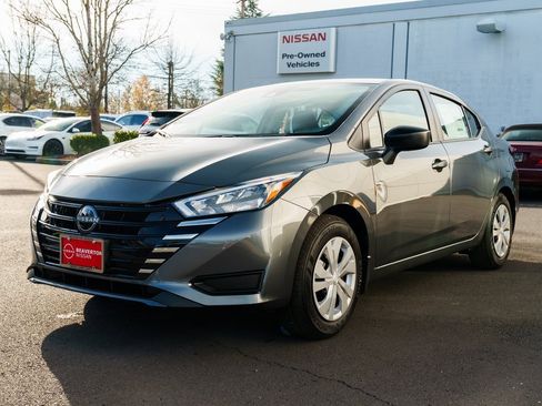 New 2025 Nissan Versa S image 3