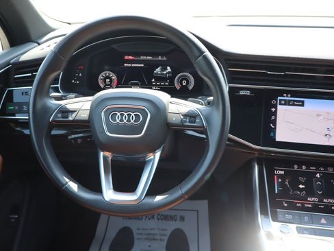 Used 2023 Audi Q7 3.0T Premium w/ Convenience Package AWD/4WD image 14