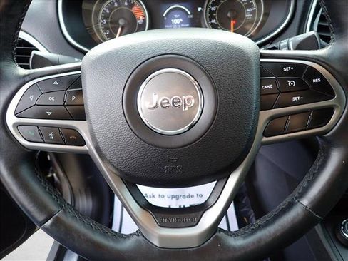 Used 2019 Jeep Cherokee Limited w/ Trailer Tow Group image 18