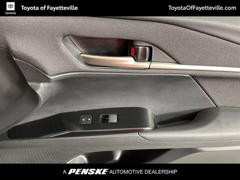 Used 2025 Toyota Camry LE image 19