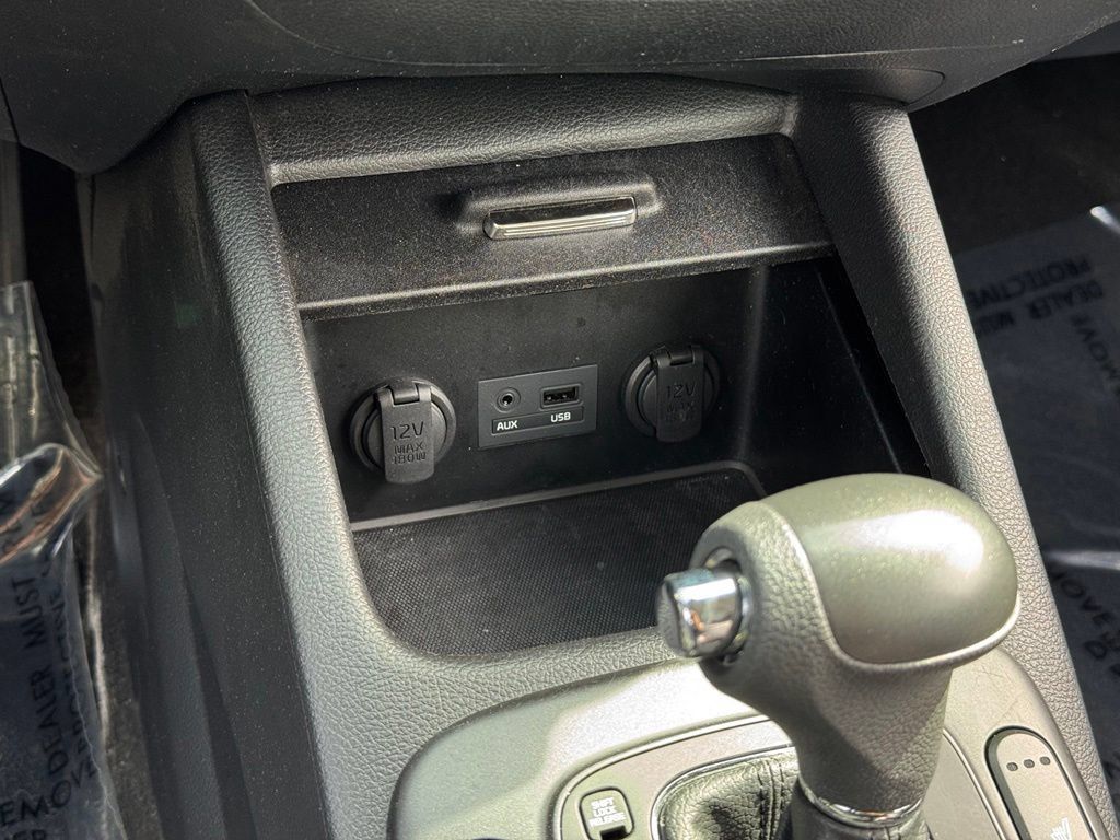 Used 2014 Kia Forte LX FWD image 13