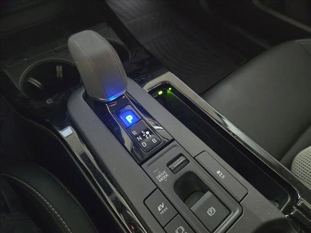 Certified 2024 Toyota Prius XLE FWD image 12