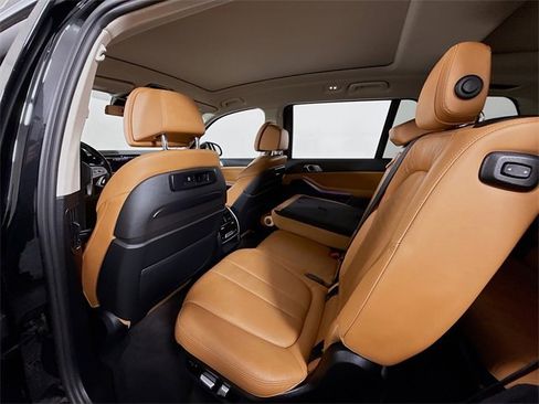 Used 2021 BMW X7 xDrive40i image 10