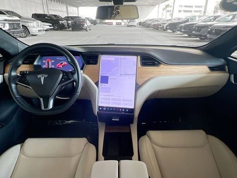 Used 2020 Tesla Model S Long Range Plus image 27