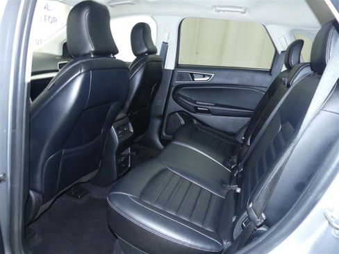 Used 2023 Ford Edge SEL image 21