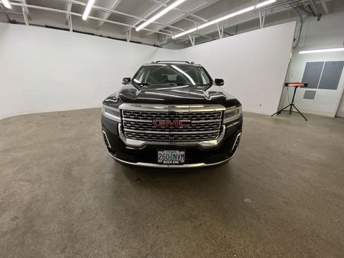 Used 2022 GMC Acadia Denali w/ Denali Ultimate Package AWD/4WD image 9