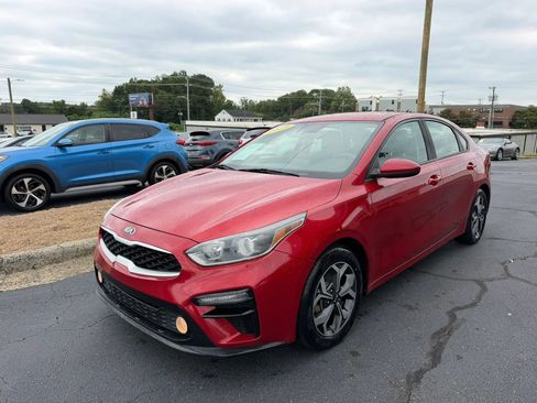 Used 2019 Kia Forte LXS FWD image 3