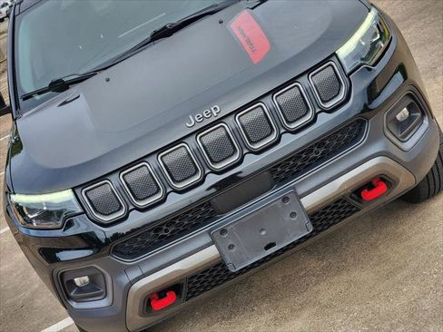 Certified 2022 Jeep Compass Trailhawk w/ Trailhawk Elite Group AWD/4WD image 14