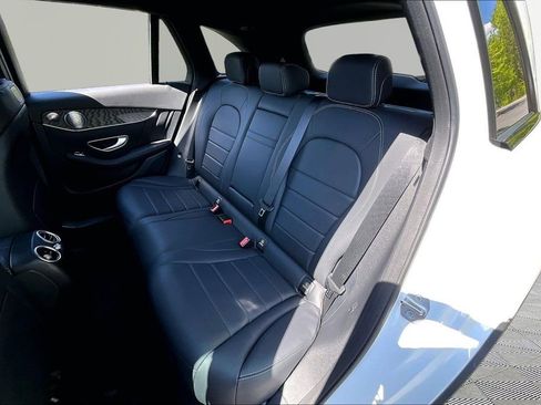 Used 2018 Mercedes-Benz GLC 300 4MATIC image 16
