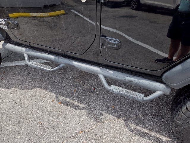Certified 2018 Jeep Wrangler Unlimited Sport S AWD/4WD image 21