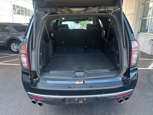 Used 2023 Chevrolet Suburban High Country AWD/4WD image 27