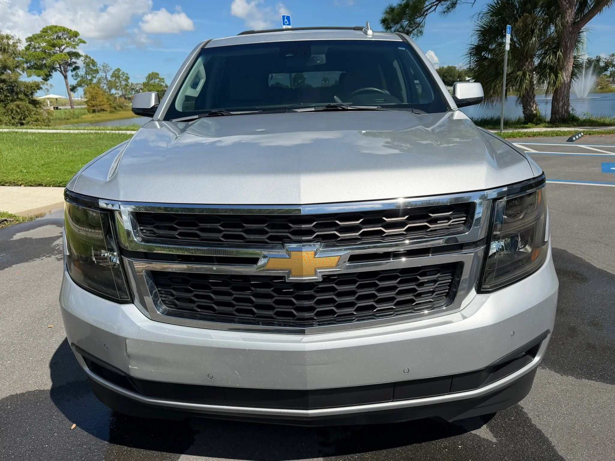 Used 2017 Chevrolet Suburban LT AWD/4WD image 3