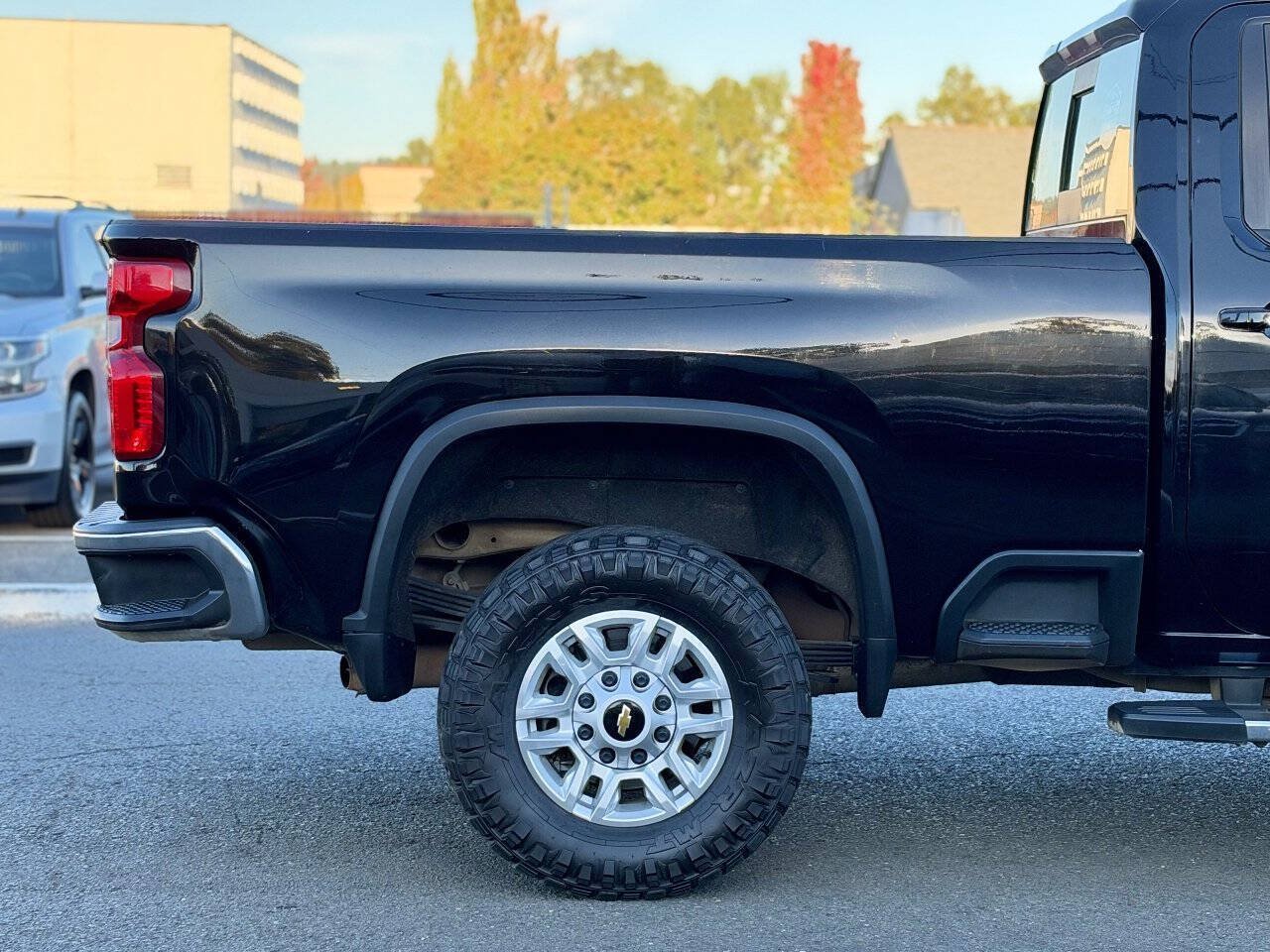 Used 2023 Chevrolet Silverado 2500 LT w/ Convenience Package AWD/4WD image 12