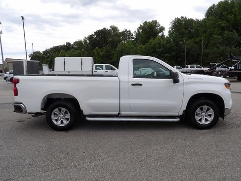 Used 2024 Chevrolet Silverado 1500 W/T w/ WT Fleet Convenience Package RWD image 9