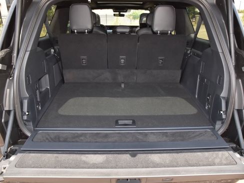 New 2027 Lincoln Navigator L Black Label AWD/4WD image 43