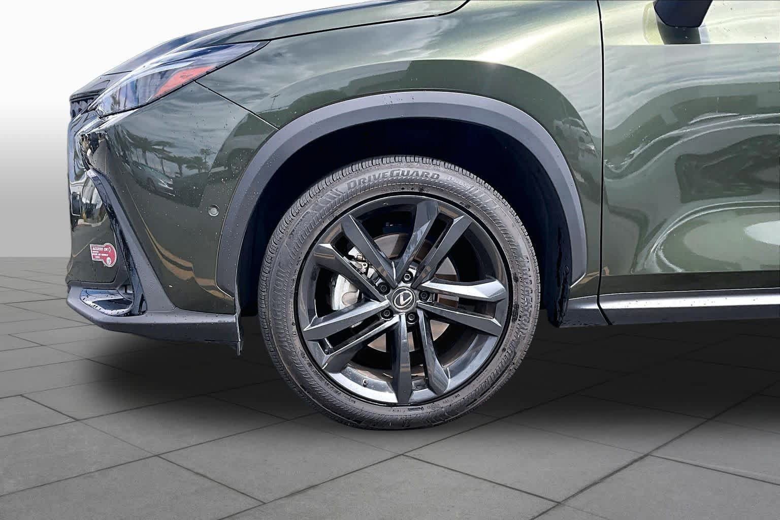 Used 2025 Lexus NX 450h+ AWD w/ Towing Package (2000 Lbs) image 11