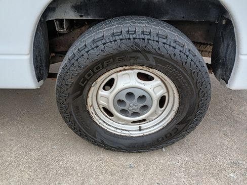 Used 2004 Dodge Dakota 2WD Club Cab w/ Hd Service Group image 30