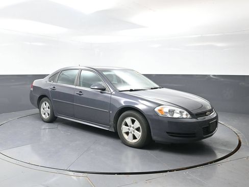 Used 2009 Chevrolet Impala LS FWD image 3