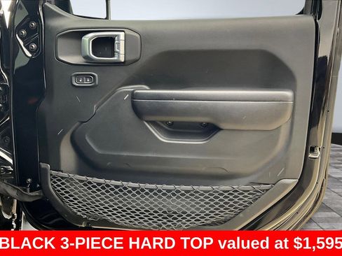 Used 2021 Jeep Wrangler Sport S image 27