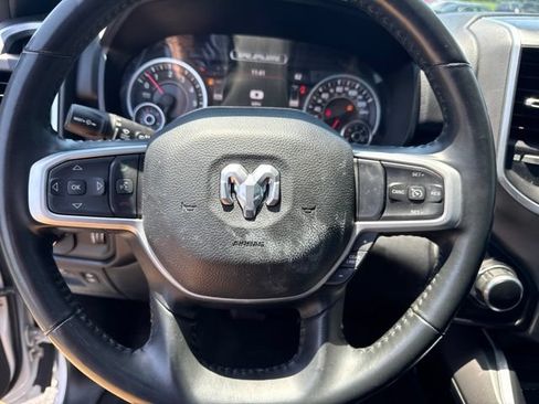 Used 2022 RAM 1500 Big Horn AWD/4WD image 40