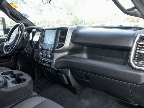 Used 2022 RAM 3500 Big Horn image 37