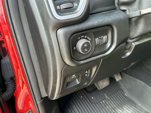 Used 2019 RAM 1500 Big Horn image 19