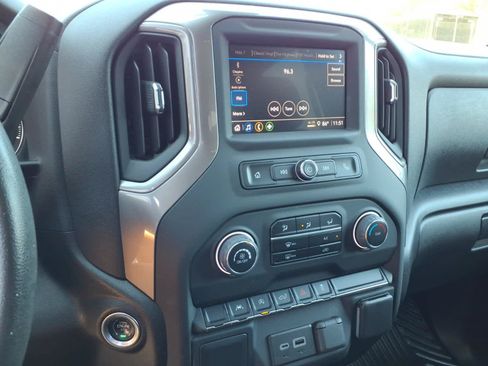 Used 2023 Chevrolet Silverado 1500 Custom AWD/4WD image 12