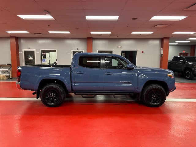 Certified 2019 Toyota Tacoma SR5 AWD/4WD image 3