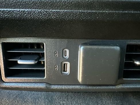 Used 2024 GMC Sierra 1500 Elevation image 17