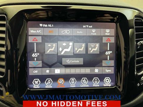 Used 2021 Jeep Compass Limited w/ Sun and Sound Group AWD/4WD image 24