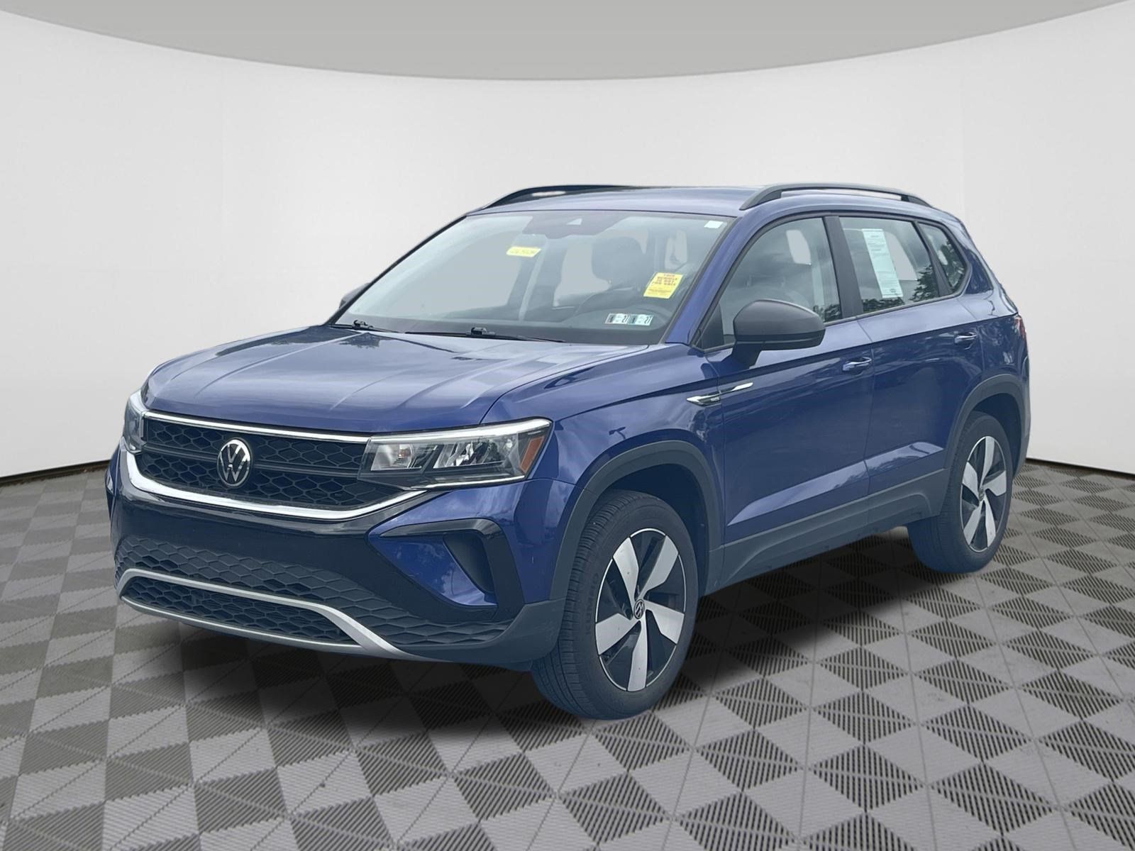 Used 2024 Volkswagen Taos S AWD/4WD image 2