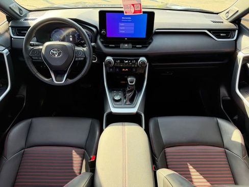 Used 2025 Toyota RAV4 XSE w/ Weather Package AWD/4WD image 18