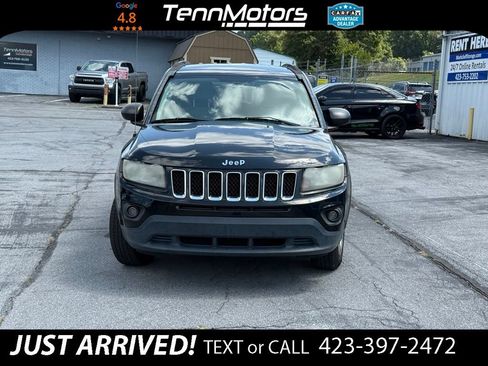 Used 2014 Jeep Compass Sport w/ Power Value Group FWD image 2