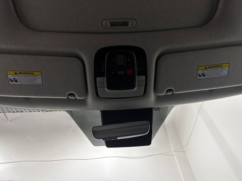 Used 2025 Hyundai Palisade Limited AWD/4WD image 31