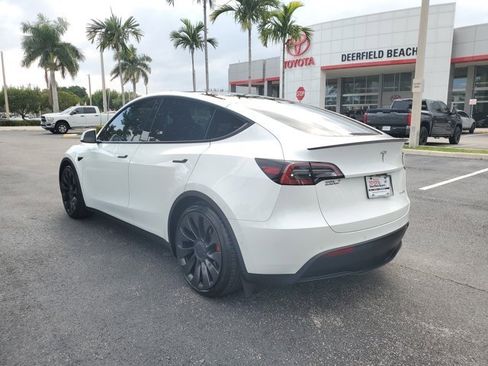 Used 2022 Tesla Model Y Performance image 3