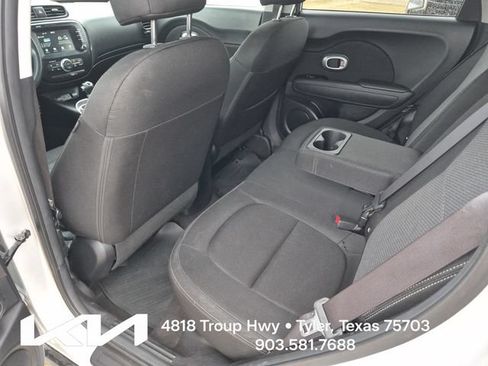 Used 2018 Kia Soul + FWD image 20