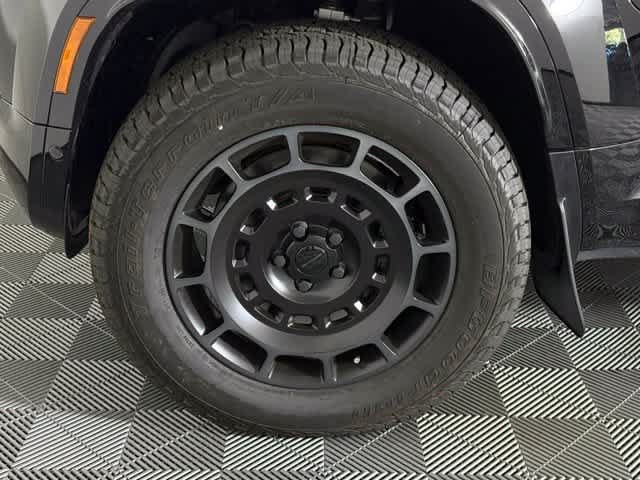 New 2026 Land Rover Defender 110 OCTA AWD/4WD image 11