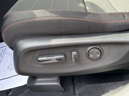 Certified 2025 Honda CR-V Sport image 15