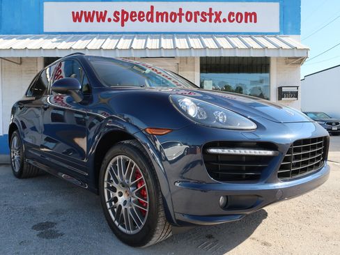 Used 2014 Porsche Cayenne GTS AWD/4WD image 6