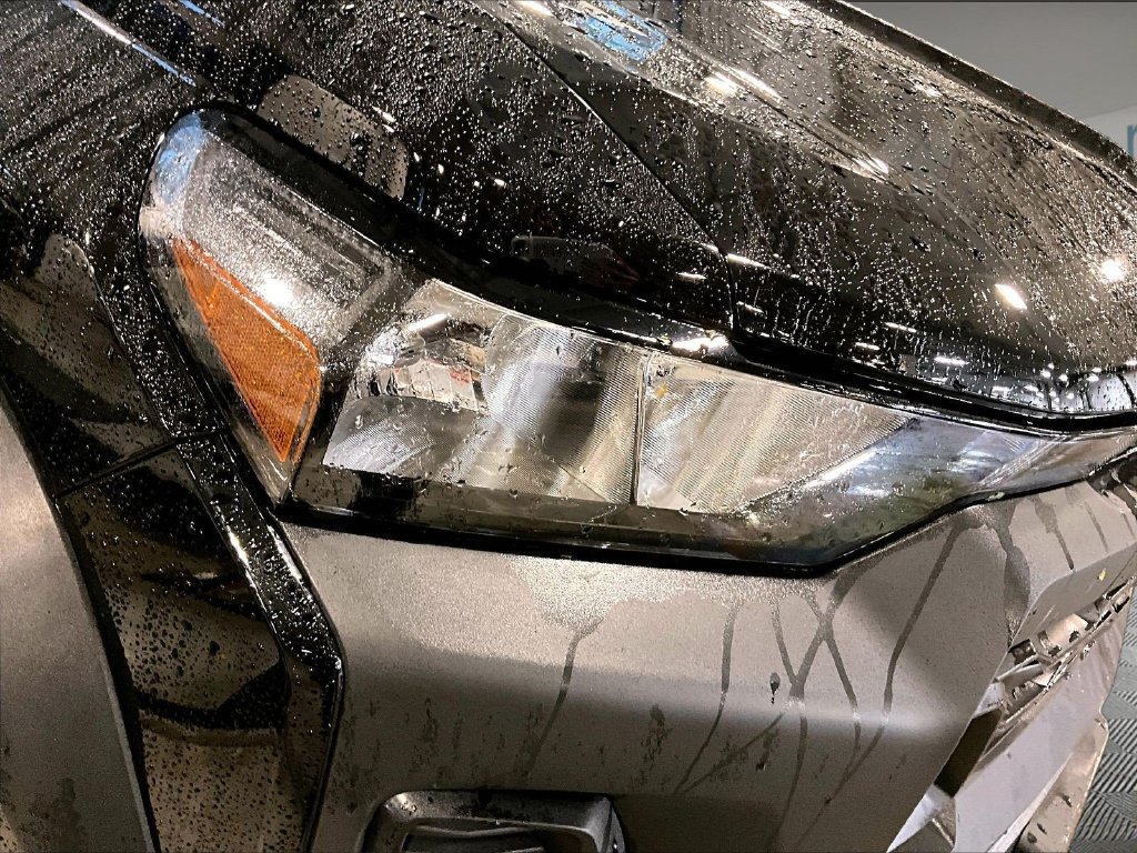 Used 2024 Chevrolet Colorado Trail Boss w/ Technology Package AWD/4WD image 34