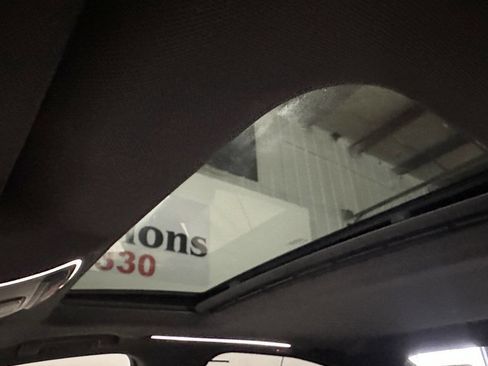 Used 2014 Audi A8 L 3.0T image 25