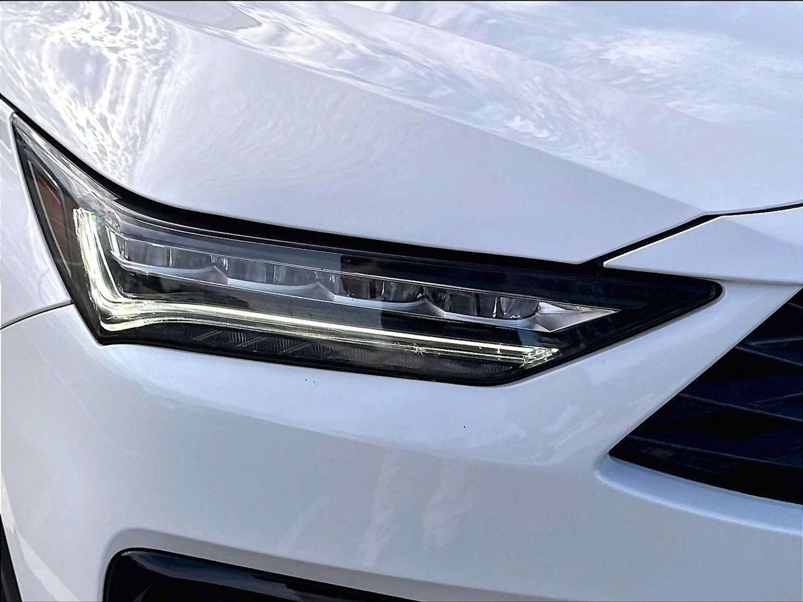 Used 2025 Acura MDX A-Spec AWD/4WD image 32