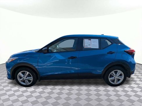 Used 2024 Nissan Kicks S FWD image 6