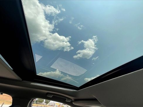 Used 2021 Nissan Rogue SV w/ Premium Package image 20