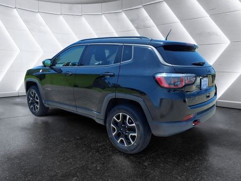 Used 2019 Jeep Compass Trailhawk AWD/4WD image 3