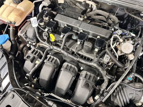 Used 2016 Ford Focus SE w/ Equipment Group 201A image 34