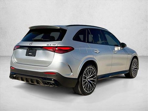 New 2026 Mercedes-Benz GLC 43 AMG 4MATIC image 17