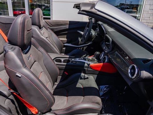 Used 2020 Chevrolet Camaro ZL1 RWD image 38