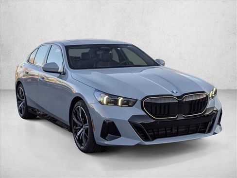 New 2026 BMW 530i w/ M Sport Package image 7