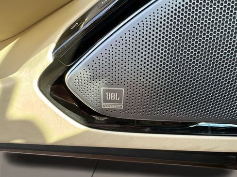 Used 2022 Ferrari Roma image 19